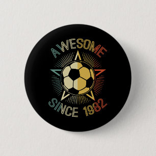 Awesome Since 1982 Soccer Birthday Retro Team Bday 6 Cm Round Badge