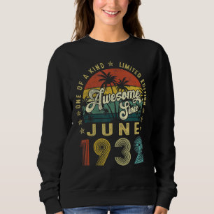 Awesome Since June 1932 Vintage 90th Birthday For Sweatshirt