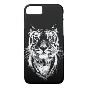Awesome tiger cat portrait. Wildlife iPhone 8/7 Case