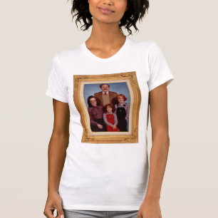 AWKWARD FAMILY PHOTO t-shirt