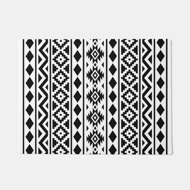 Aztec Essence Vertical Ptn III Black on White Doormat (Front)
