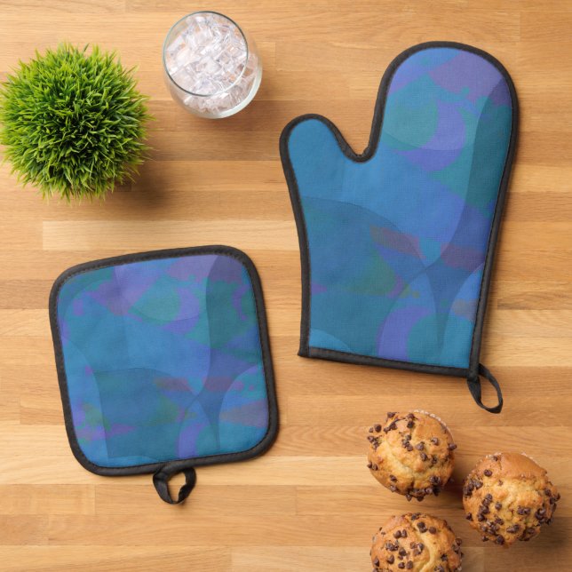 Azure Tides – Oceanic Abstract Geometry Oven Mitt & Pot Holder Set (Top Down)