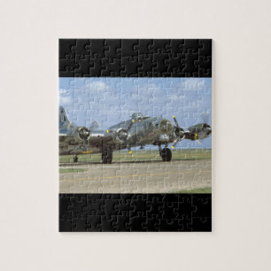 B17, Two Engines Revving_WWII Planes Jigsaw Puzzle