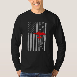 B-17 Flying Fortress Aeroplane American Flag Runwa T-Shirt