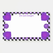 B&W purple hearts beating