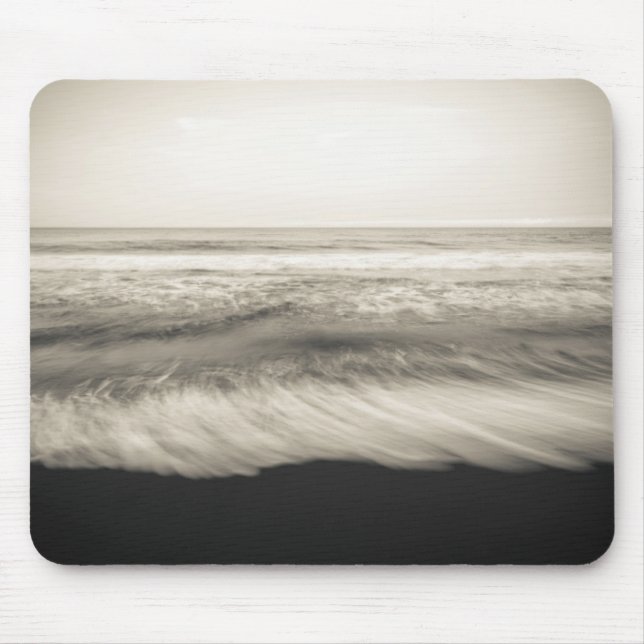 B&W seascape, Hawaii Mouse Pad (Front)