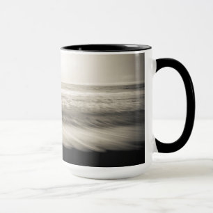B&W seascape, Hawaii Mug