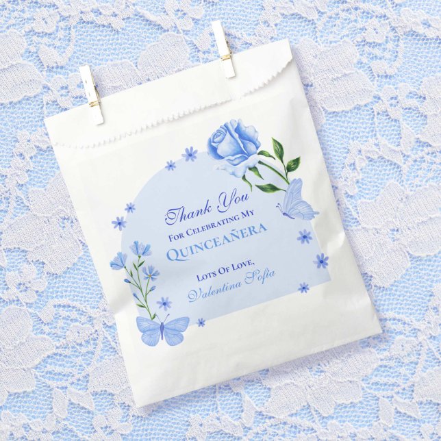 Baby Blue Roses & Butterfly Floral Quinceañera Favour Bag (Baby Blue Roses & Butterfly Floral Quinceañera Favor Bag)