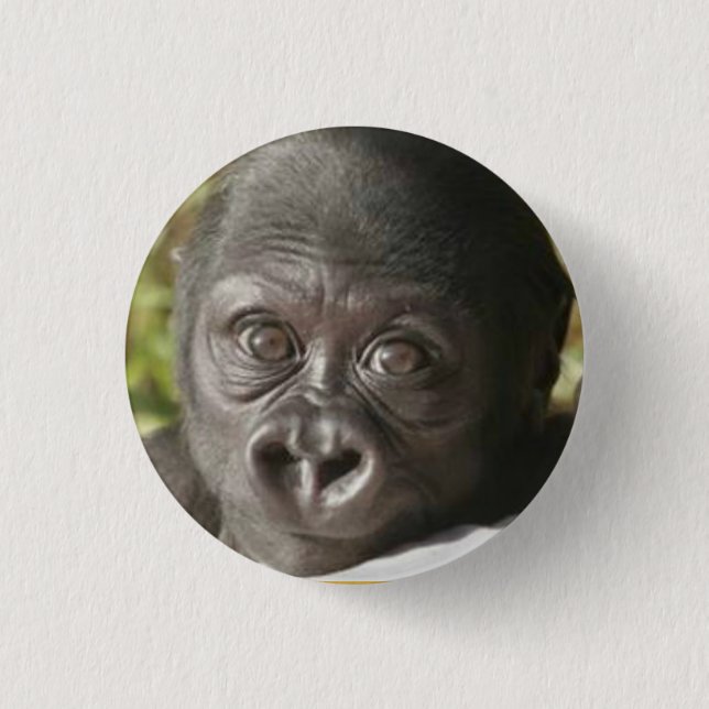 BABY GORILLA ROUND BUTTON PIN (Front)