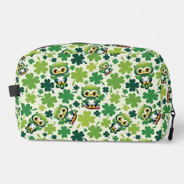 Baby Owl Cute St Patrick Cartoon Dopp Kit (Front)