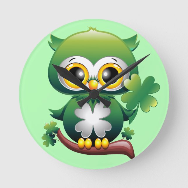 Baby Owl Cute St Patrick Cartoon Round Clock (Front)