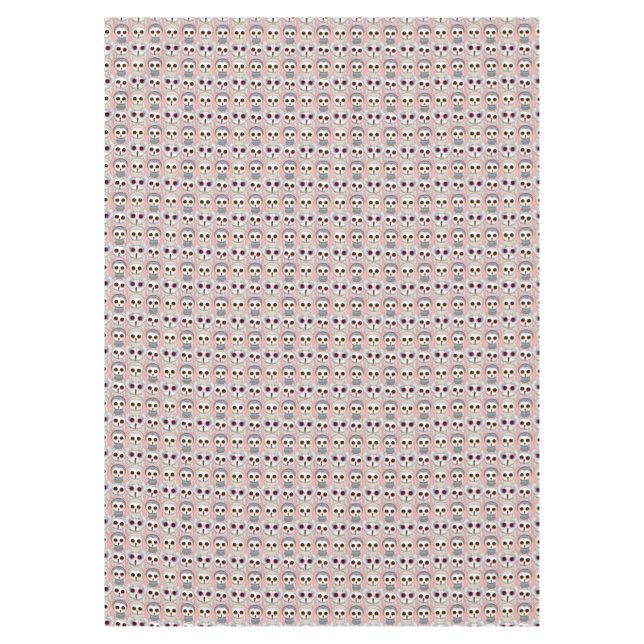 Baby Owls On Pale Pink Background Pattern Tablecloth (Front)