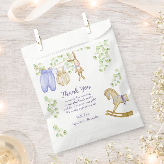 Baby shower Favour Bags with a charming pattern. (Clipped)