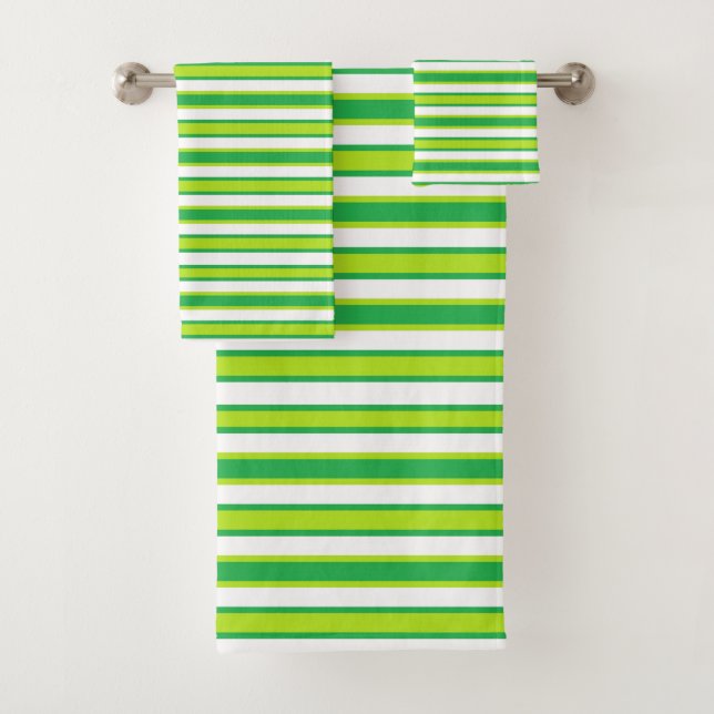 Back and Forth Greens   Bath Towel Set (Insitu)