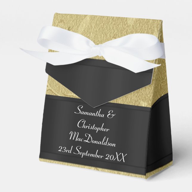 Back, gold damask wedding favour box (Front Side)