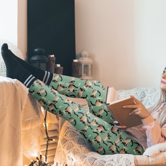 Bad Siamese Cats Knocking Stuff Over Leggings (Siamese Cats Knocking Stuff Over Pattern Leggings)