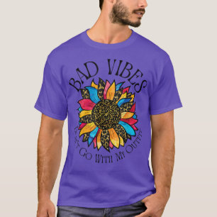 Bad Vibes Don't Go With My Outfit Retro Leopard Su T-Shirt