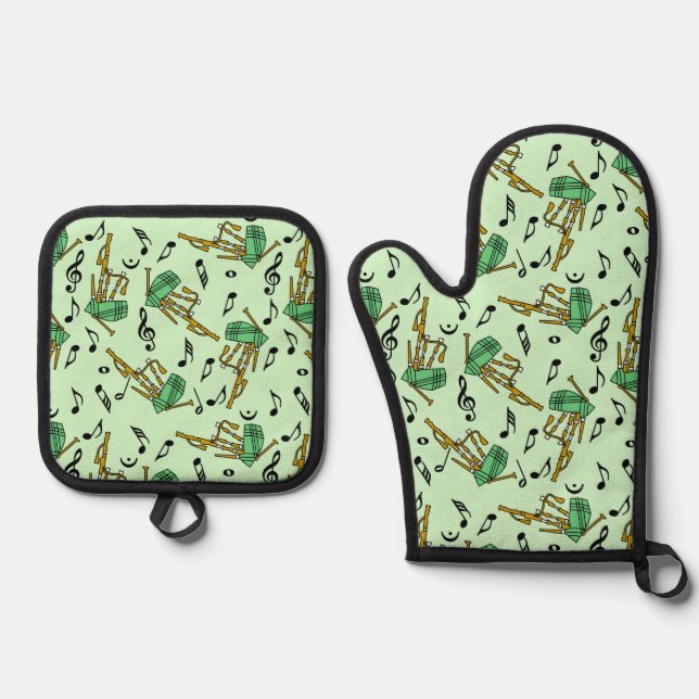 Bagpipes Music Note Pattern Oven Mitt & Pot Holder Set (Front)
