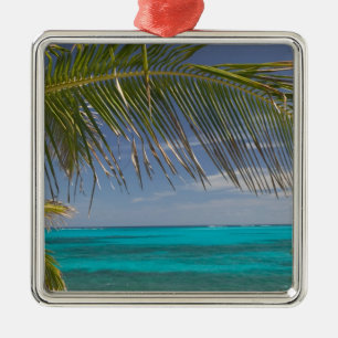 BAHAMAS, Abacos, Loyalist Cays, Man O'War Cay: Metal Tree Decoration