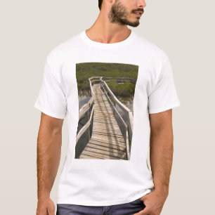 BAHAMAS, Grand Bahama Island, Eastern Side: T-Shirt