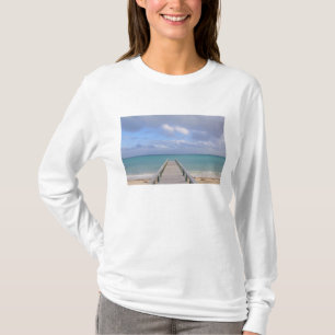 BAHAMAS, Grand Bahama Island, Eastern Side: T-Shirt