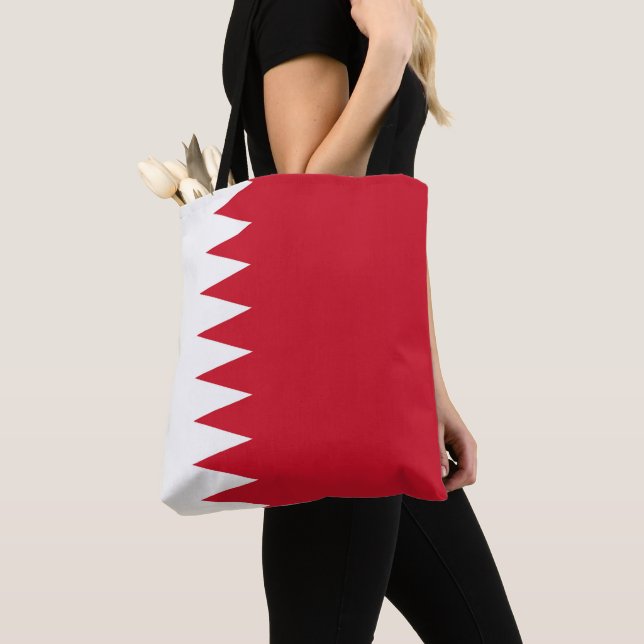 Bahrain flag tote bag (Close Up)