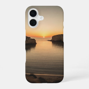 Baie Océanique Vintage au Soleil Déclinant iPhone 16 Case