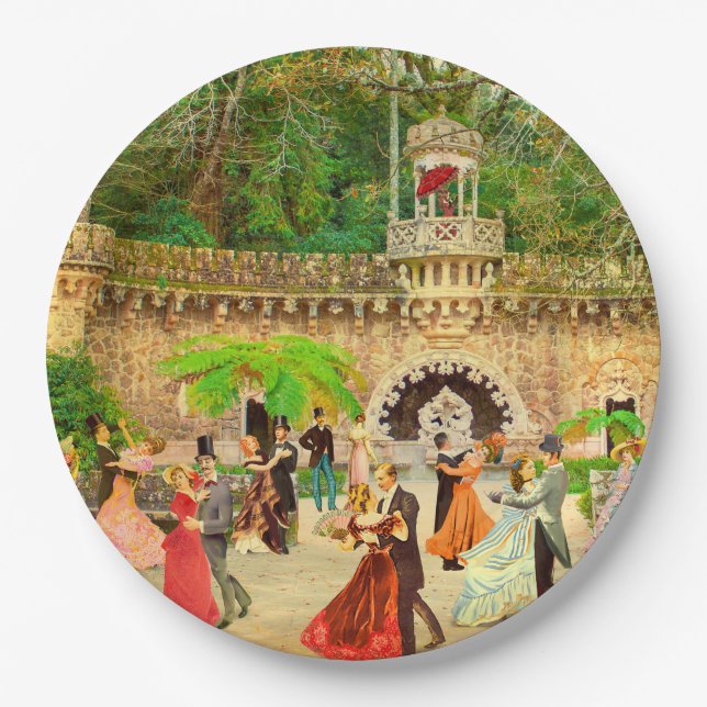  Bailando vals en la Quinta da Regaleira, Portugal Paper Plate (Front)