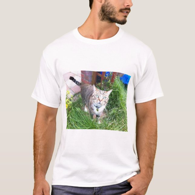 Bailey the cat tshirt  (Front)