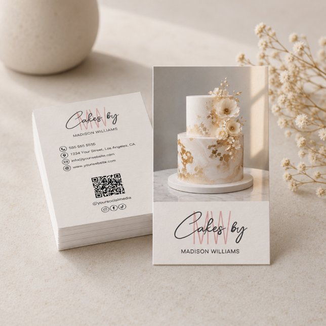 Bakery Cake Pastry Chef Monogram Logo QR Business Card (Bakery Cake Pastry Chef Monogram Logo QR Business Card)