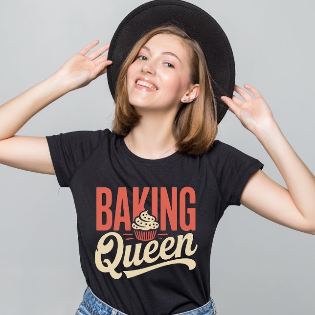 Baking Queen - Bakery Pastery Chef T-Shirt (Creator Uploaded)
