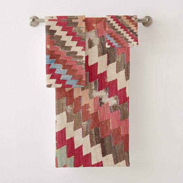 Baklava Chevron Star II // 18th Century Authentic Bath Towel Set (Insitu)