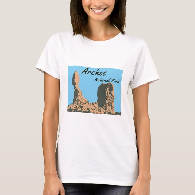 Balanced rock in Arches National Park - Utah, USA T-Shirt (Front)