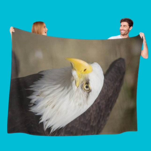 Bald Eagle Boldness – Cosy Fleece Blanket (Creator Uploaded)