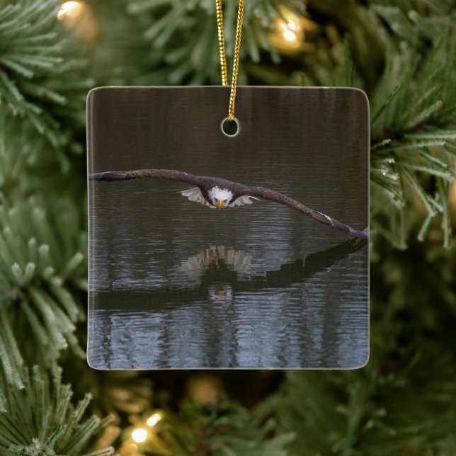 Bald Eagle in Flight Ceramic Ornament (Tree)