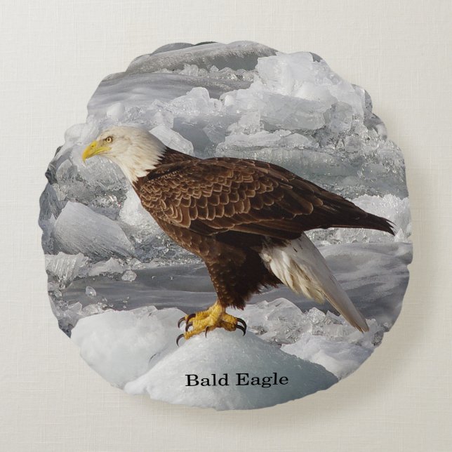 Bald Eagle round Pillow (Front)