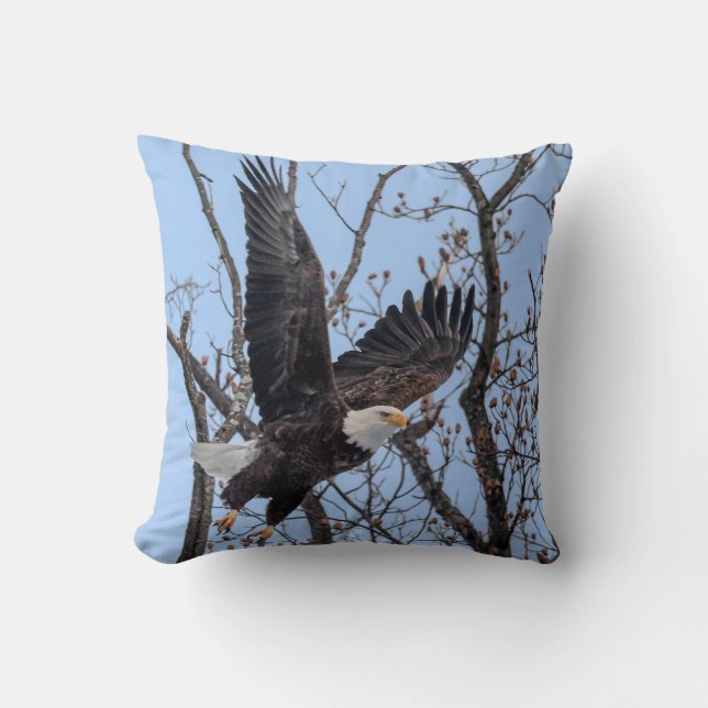 Bald Eagle Take Off Cushion (Front)