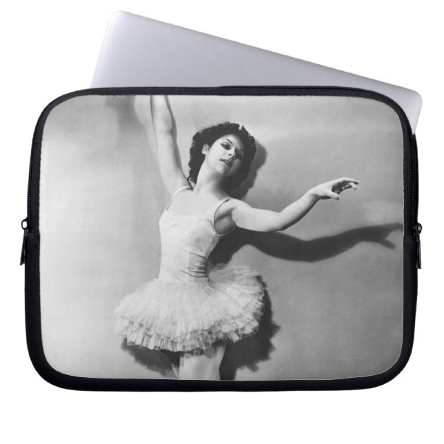 Ballerina 2 laptop sleeve (Front)