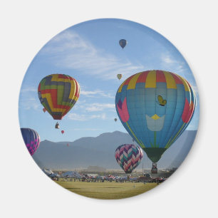 Balloon cluster magnet