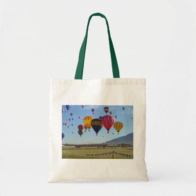 Ballooning Tote Bag (Front)