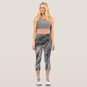 Bamboo leaves vertical capri leggings