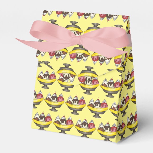 Banana Split Ice Cream Sundae Dessert Scoop Shop Favour Box (Front Side)