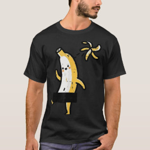 Banana Throwing Away Peel Funny Fruit Meme Men Wom T-Shirt