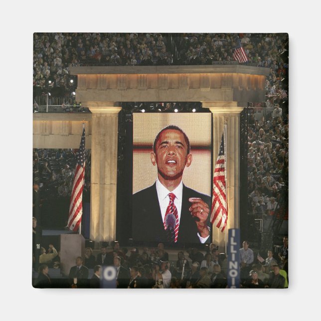 Barak Obama speaks at the last night of the Magnet (Front)