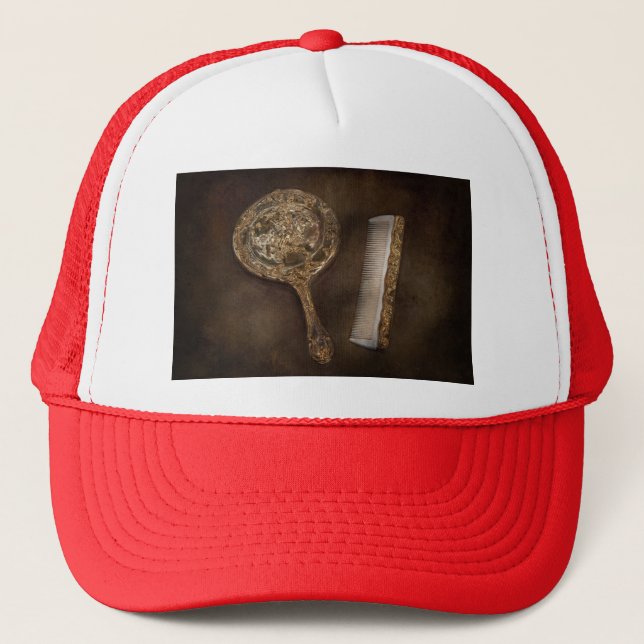 Barber - I'm so pretty Trucker Hat (Front)