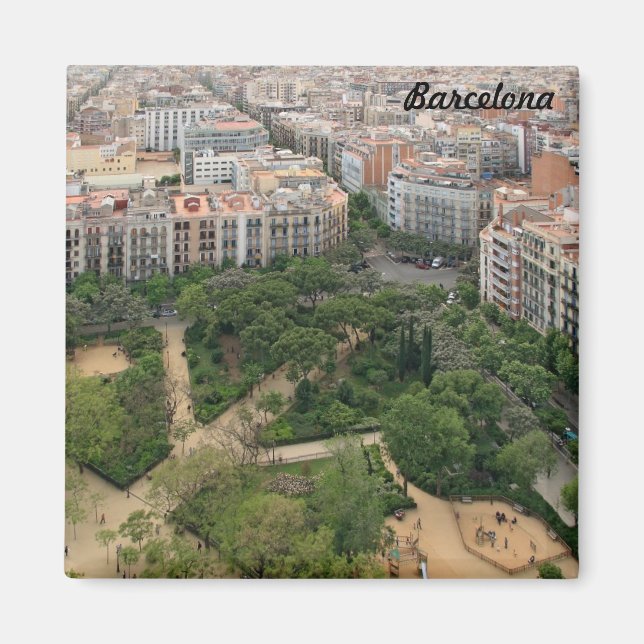 Barcelona panorama from Sagrada Familia Magnet (Front)