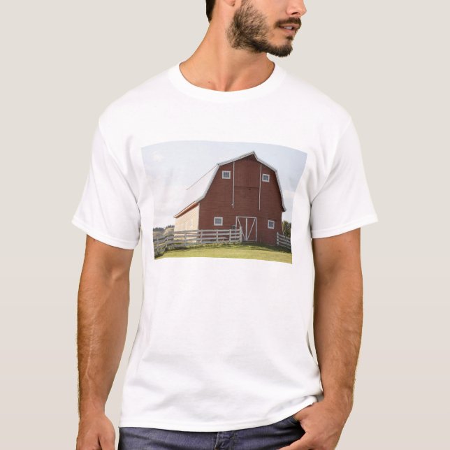 Barn in rural landscape T-Shirt (Front)