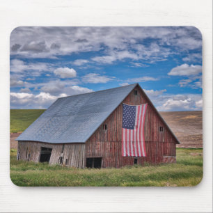 Barn with American Flag Colfax, Washington Mouse Pad