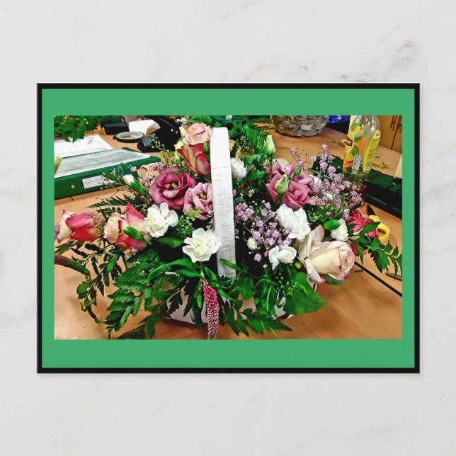 BASKET WITH HANDLE POSTCARD (Front)