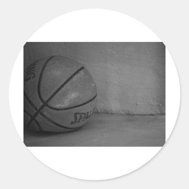 Basketball Beauty Classic Round Sticker (Front)